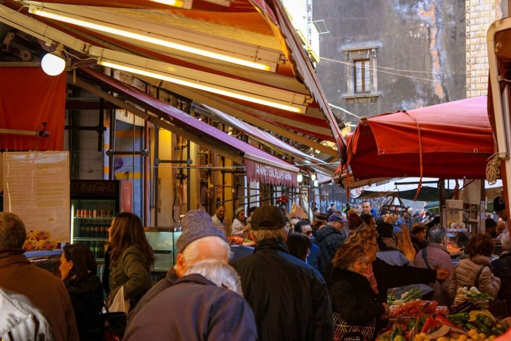 De markten van Haarlem, de Grote Markt en de wijkmarkten